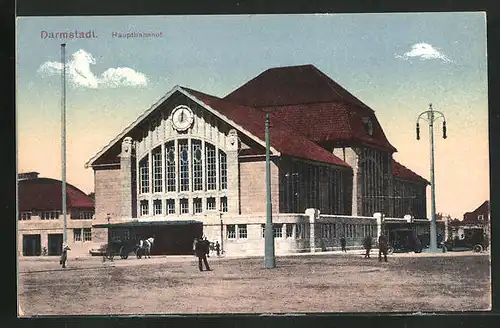 AK Darmstadt, Hauptbahnhof mit Passanten