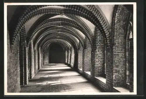 Foto-AK Deutscher Kunstverlag, Nr. 4: Ebstorf, Kloster, Kreuzgang