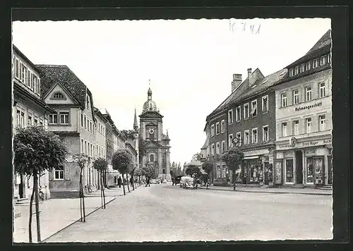 AK Kitzingen am Main, Kaiserstrasse mit Blick zur Kirche