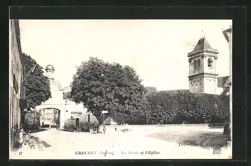 AK Cravant, La Porte et l'Eglise