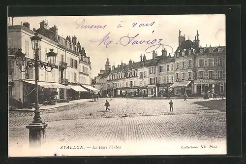 AK Avallon, La Place Vauban
