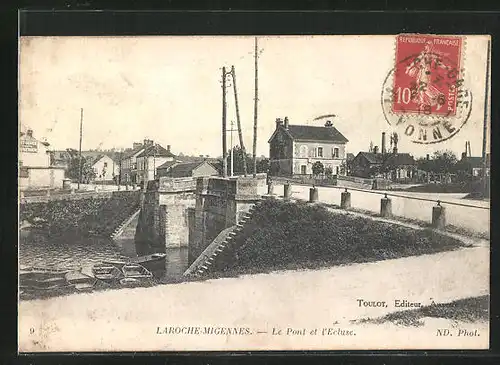 AK Laroche-Migennes, Le Port de l'Ecluse