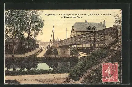 AK Migennes, La Passerelle sur le Canal, Hotel de la Réunion et Bureau de Poste