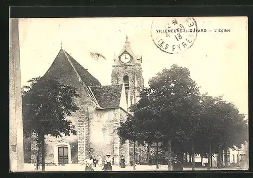 AK Villeneuve-la-Guyard, Gens avant l`Eglise