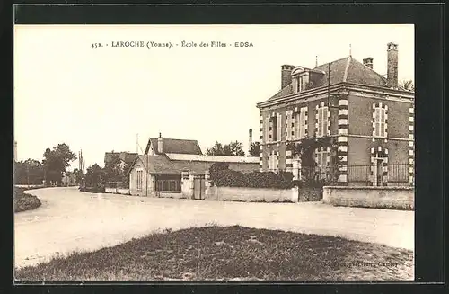 AK Laroche, Ecole des Filles