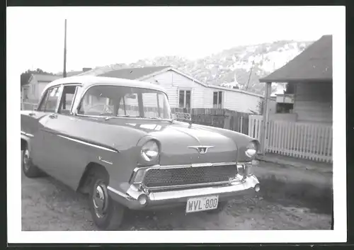 Fotografie Auto, Limousine mit Kennzeichen TAS WVL-800