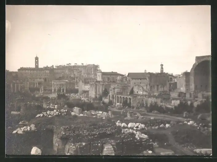 38 Fotografien unbekannter Fotograf, Ansicht Rom / Italien, Bärenführer, Ziegeuner, Trachten, Land & Leute, Stillleben u 1