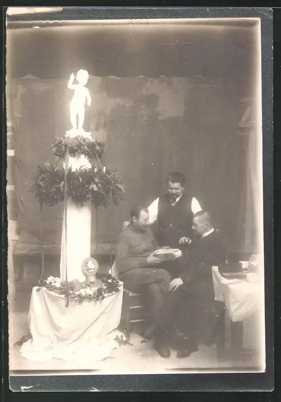 38 Fotografien unbekannter Fotograf, Ansicht Rom / Italien, Bärenführer, Ziegeuner, Trachten, Land & Leute, Stillleben u 25