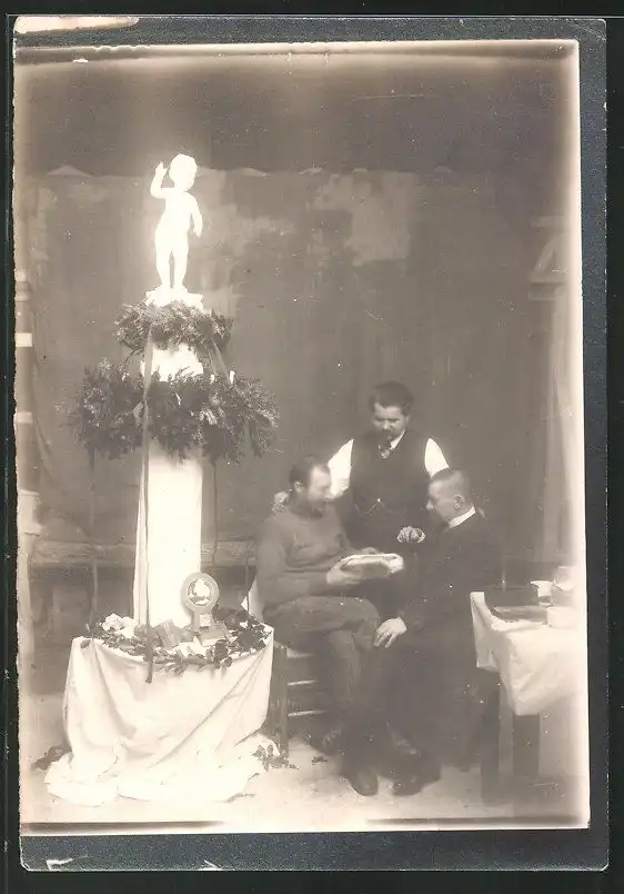 38 Fotografien unbekannter Fotograf, Ansicht Rom / Italien, Bärenführer, Ziegeuner, Trachten, Land & Leute, Stillleben u 25