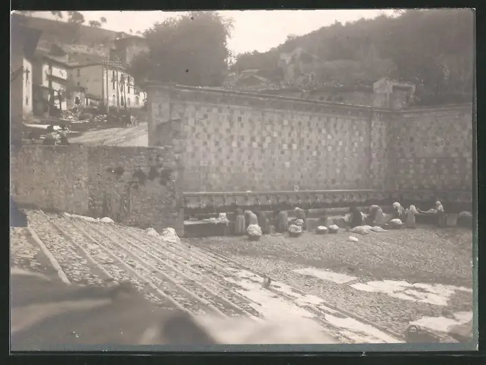 38 Fotografien unbekannter Fotograf, Ansicht Rom / Italien, Bärenführer, Ziegeuner, Trachten, Land & Leute, Stillleben u 9