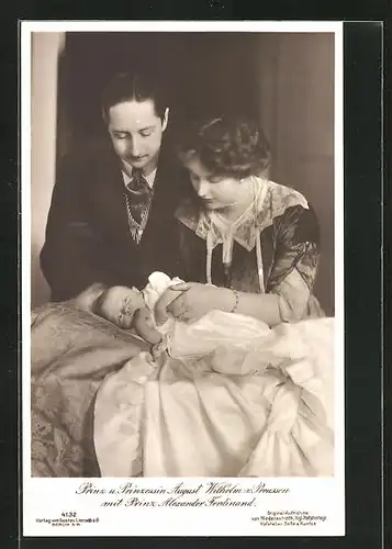 AK Prinz u. Prinzessin August Wilhelm von Preussen mit Prinz Alexander Ferdinand