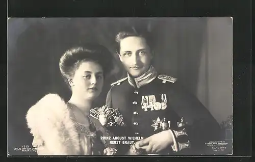 AK Prinz August Wilhelm von Preussen mit seiner Braut