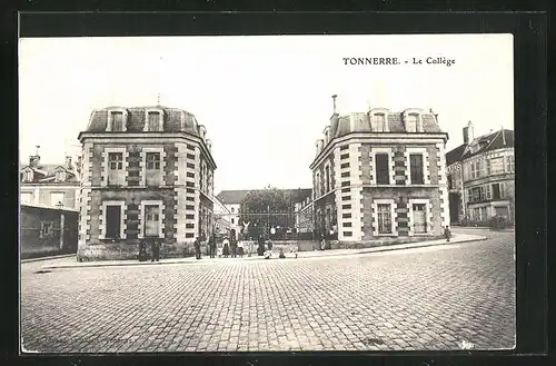 AK Tonnerre, Le Collège
