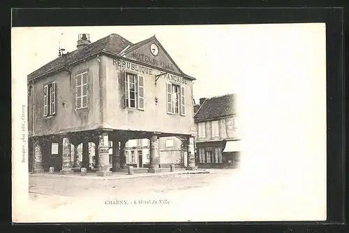 AK Charny, L`Hôtel de Ville