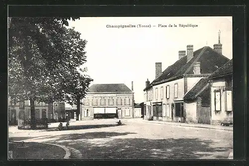 AK Champignelles, Place de la République