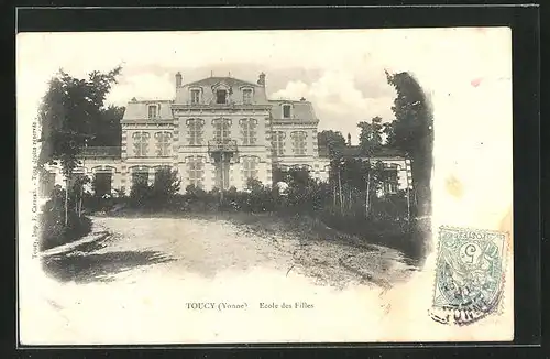 AK Toucy, Ecole des Filles