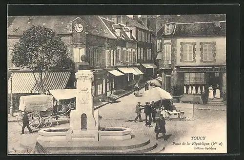 AK Toucy, Place de la République