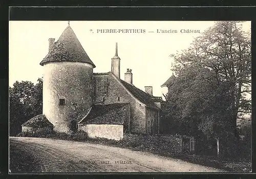 AK Pierre-Perthuis, L`ancien Château