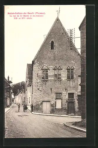 AK St. Julien du Sault, La rue de la libertè et ses maisons