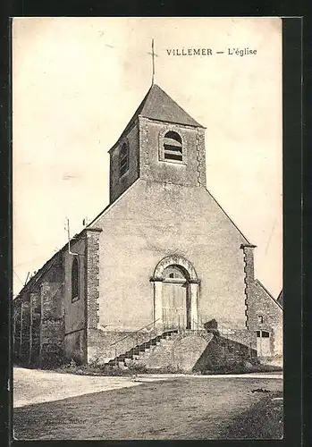 AK Villemer, L`Église