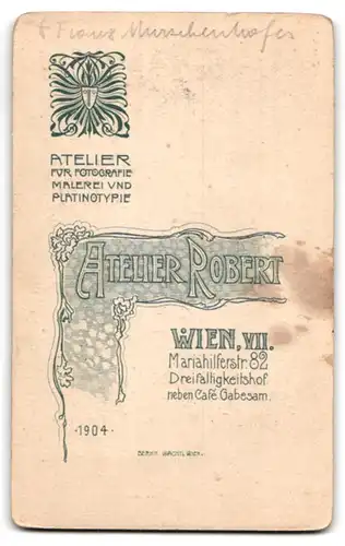 Fotografie Atelier Robert, Wien, Mariahilferstrasse 82, Mann mit Schnurrbart und Krawatte im Anzug