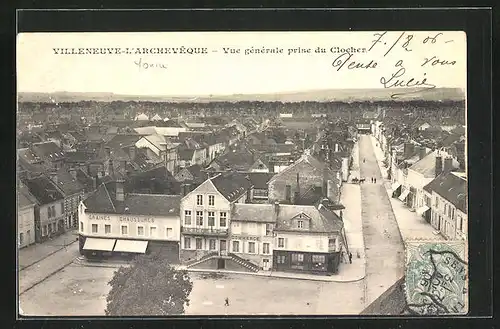 AK Villeneuve-L'Archevêque, Vue générale prise du Clocher