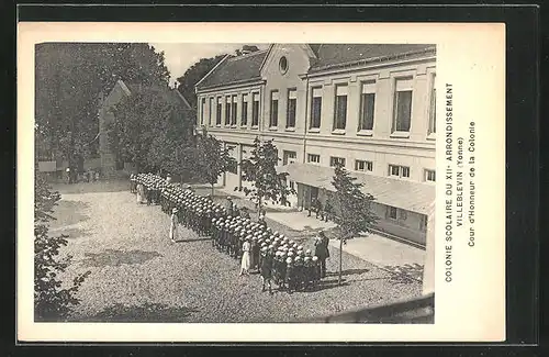 AK Villeblevin, Colonie Scolaire Du XIIe Arrondissment, Cour d'Honneur de la Colonie