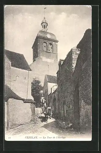 AK Vézelay, La Tour de l'Horloge