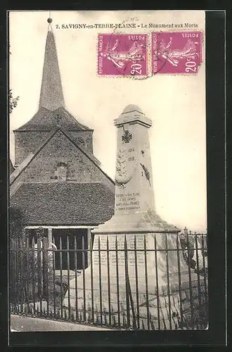 AK Savigny-en-Terre-Plaine, Le Monument aux Morts