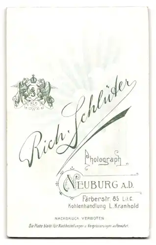 Fotografie Rich. Schlüter, Neuburg a.D., Färberstr. 85, Portrait eines Soldaten