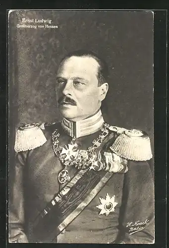 AK Grossherzog Ernst Ludwig von Hessen-Darmstadt in Uniform und Orden