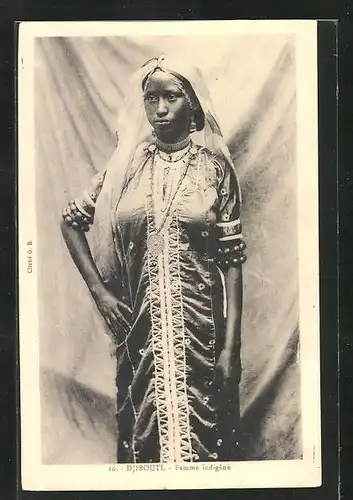 AK Djibouti, Femme indigène, afrikanische Volkstypen