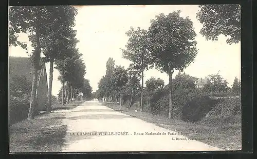 AK La Chapelle-Vieille-Forêt, Route Nationale de Paris à Byon