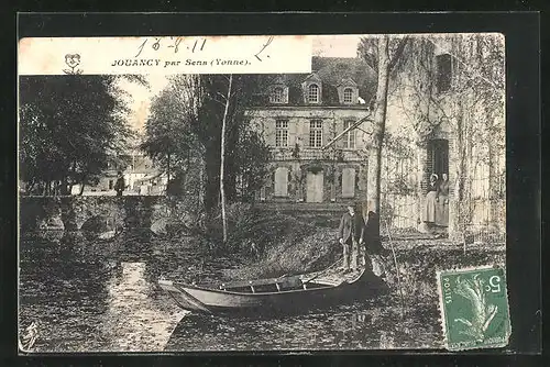 AK Jouancy, Un homme avec son bateau