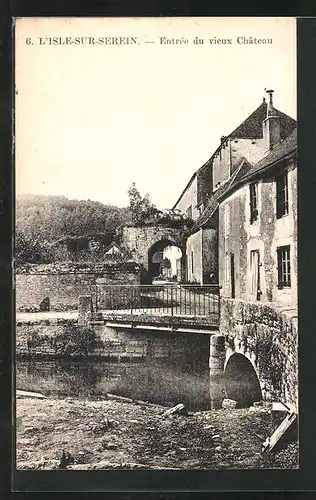AK L`Isle-sur-Serein, Entrée du vieux Château