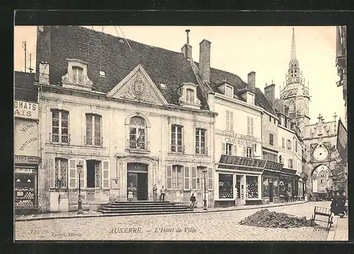 AK Auxerre, L'Hôtel de Ville