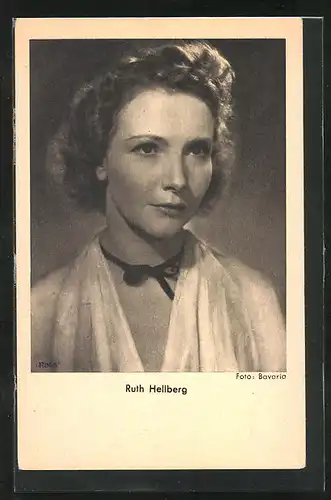 AK Schauspielerin Ruth Hellberg mit Halsschmuck