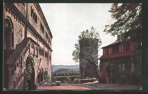 AK Eisenach, Wartburg, Haupthof von Norden im Sommer