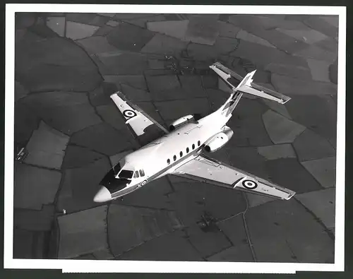 Fotografie Flugzeug Hawker Siddeley HS125 Navigationstrainer der Royal Airforce, Grossformat 25 x 20cm