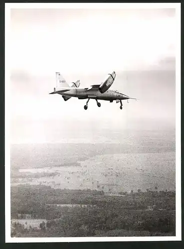 Fotografie Flugzeug EWR VJ 101, Experimental Senkrechtstarter bei einem Testflug