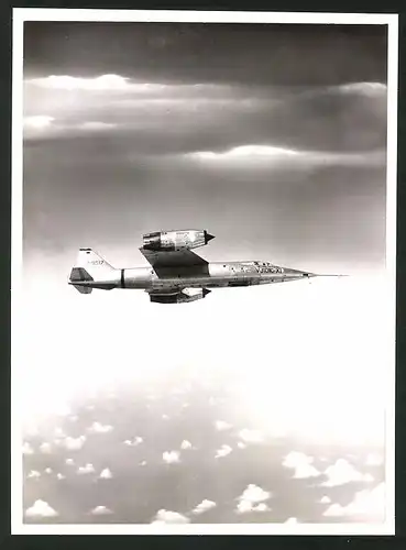 Fotografie Flugzeug EWR VJ 101, Experimental Senkrechtstarter während der Flugerprobung