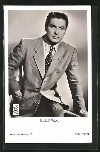AK Schauspieler Rudolf Prack in Anzug und Krawatte