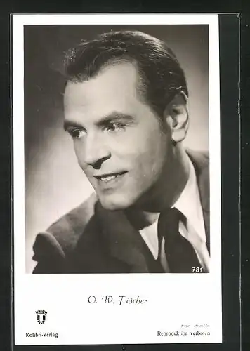 AK Schauspieler O. W. Fischer in Anzug mit Krawatte