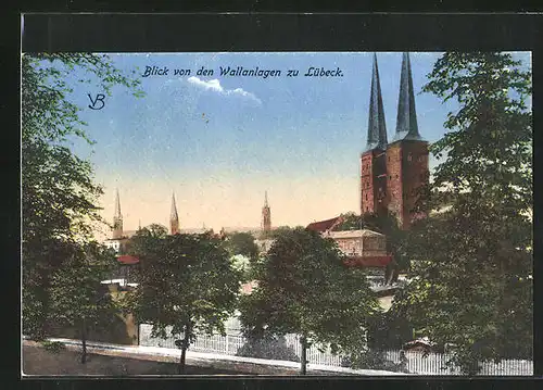 AK Lübeck, Blick von den Wallanlagen auf die Stadt
