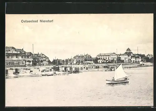 AK Niendorf a.d. Ostsee, Blick vom Meer auf den Strand