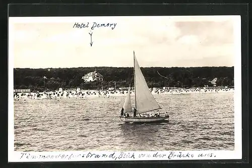 AK Timmendorferstrand, Segelschiff mit Blick zum Hotel Demory