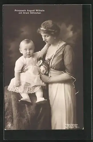 AK Prinzessin August Wilhelm mit ihrem Söhnchen