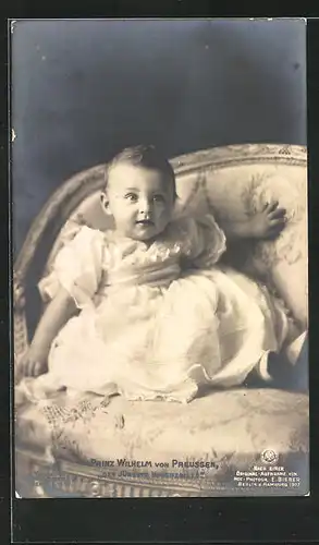 AK Prinz Wilhelm als süsses Baby im weissen Kleidchen