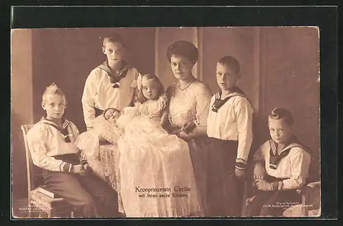 AK Familienportrait Kronprinzessin Cecilie mit ihren sechs Kindern