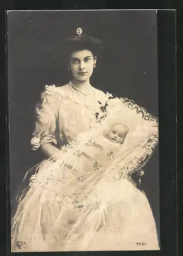 AK Kronprinzessin Cecilie mit ihrem Söhnchen